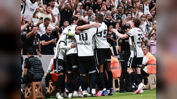 Beşiktaş UEFA Avrupa Ligi 32 kişilik kadroyu UEFA’ya bildirdi