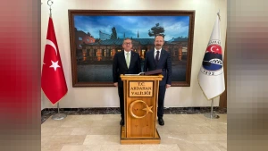 Vali Ziya Polat Ardahan’da “hayırlı olsun” ziyareti kapsamında görüşme yaptı