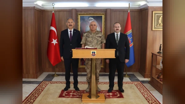 Arpaçay’da yeni İl Jandarma Komutanı için “hayırlı olsun” ziyareti