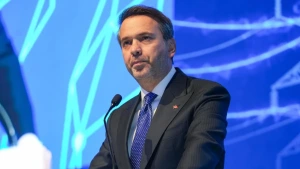 Enerji dönüşümünde ‘elektrifikasyonun anahtarı’: Alparslan Bayraktar hedefleri anlattı