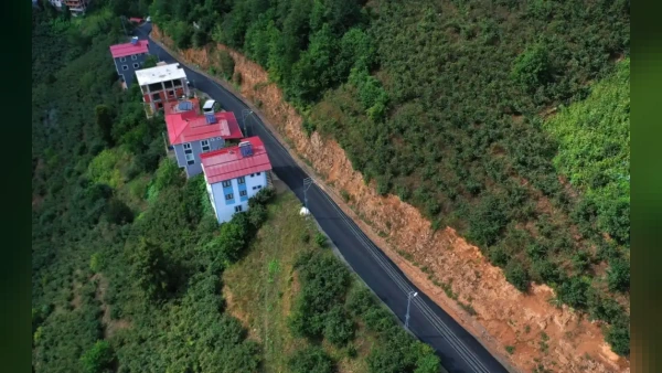 Ordu Büyükşehir Belediyesi, Mesudiye’de 4 mahallede yol çalışmalarını tamamladı