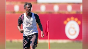 Galatasaray'ın Yeni Transferi El Chadaille Bitshiabu Neden Oynamıyor? Fazla Kiloları Şok Etti!