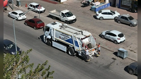 İnegöl Belediyesi Yüzde 100 Elektrikli Çöp Kamyonunu Test Ediyor