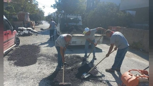 Burhaniye’de Altyapı ve Ulaşım Güvenliği Çalışmaları Hız Kesmiyor