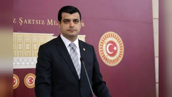 CHP'li Demir'den Çocuk İşçiliği Uyarısı: 2026'da 62 Çocuk Yaşamını Yitirdi