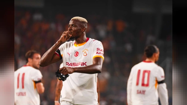 Galatasaray'da Victor Osimhen Şoku: PSG Yıldız Golcü İçin Yeniden Devrede