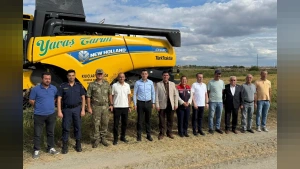 İpsala'da Çeltik Hasadı Başladı: Kaymakam Güzel Biçerdöver Kullandı