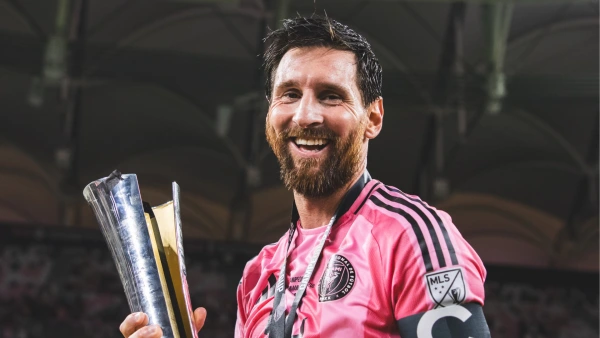 Lionel Messi'den Tarihi Başarı: 48. Kupasını Kazandı ve Inter Miami'de 100. Golünü Attı