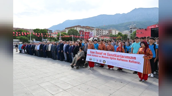Manisa'da 39. Ahilik Haftası Coşkuyla Kutlandı: Esnaf ve Sanatkârların Emeği Vurgulandı