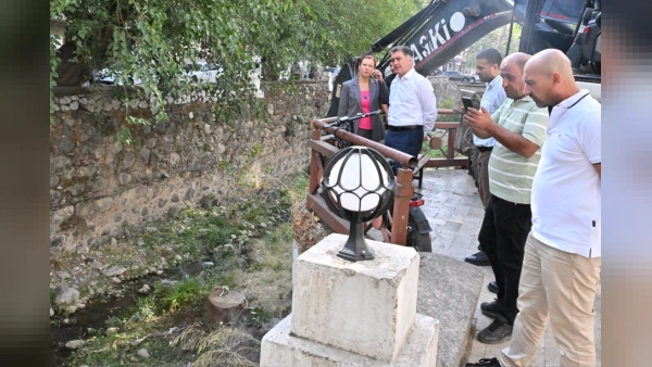 Manisa'da Kış Öncesi Çaybaşı Deresi'nde Geniş Kapsamlı Temizlik Seferberliği