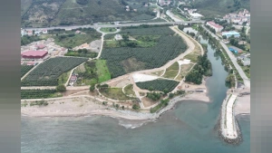 Ordu Gülyalı Kordon Park 2. Etap ve Yaya Köprüsünde Sona Yaklaşıldı