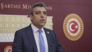Öztürk Yılmaz'dan CHP'ye Anayasa Mahkemesi Tepkisi: Sorumluluğu Vatandaşa Yüklemeyin