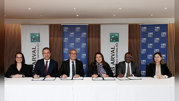 TEB Arval ve IFC’den 50 Milyon Dolarlık Sürdürülebilir Mobilite Kredisi