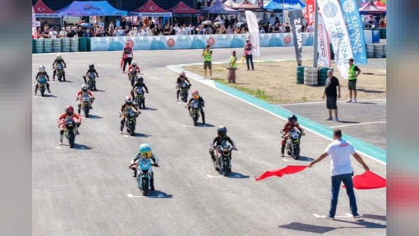 Türkiye Süpermoto Şampiyonası ve MotoMini Serisi Finalleri Bursa'da Başlıyor