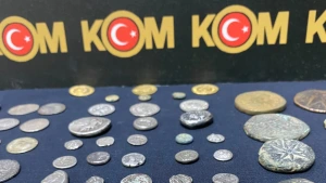 Beykoz'da Tarih Kaçakçılığı Operasyonu: Binlerce Yıllık 402 Eser Ele Geçirildi