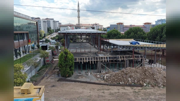 Çayırova'ya Yeni Kitap Kahve: Cumhuriyet Mahallesi'nde Çalışmalar Sürüyor