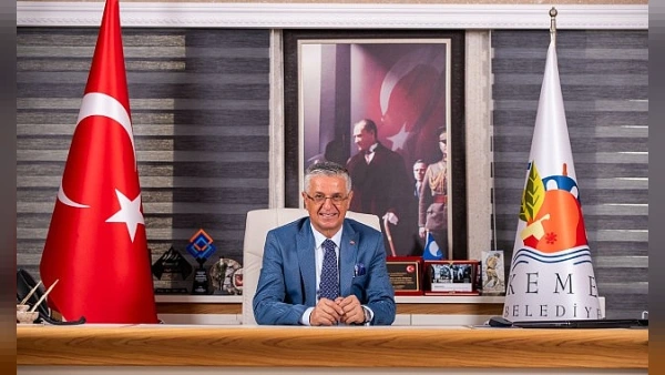 Kemer Belediyesi'nin Eğitim Projeleri Köşe Yazısına Konu Oldu