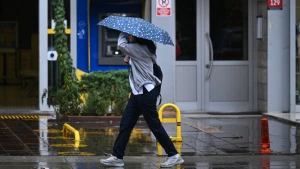 Meteoroloji'den Son Dakika: Sağanak Yağış ve Fırtına Alarmı Verilen İller Hangileri?