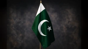 Pakistan'ın Kohat Bölgesinde Bombalı Araç Saldırısı: Cami Girişinde Can Pazarı