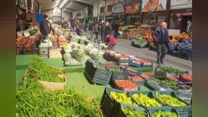 Ankara'da Yaş Sebze ve Meyve Fahiş Fiyat Operasyonunda 40 Tutuklama