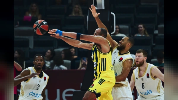 Fenerbahçe Tarfin Abu Dhabi'de Üçüncülük Kürsüsünde: Dubai BC'yi Devirdi