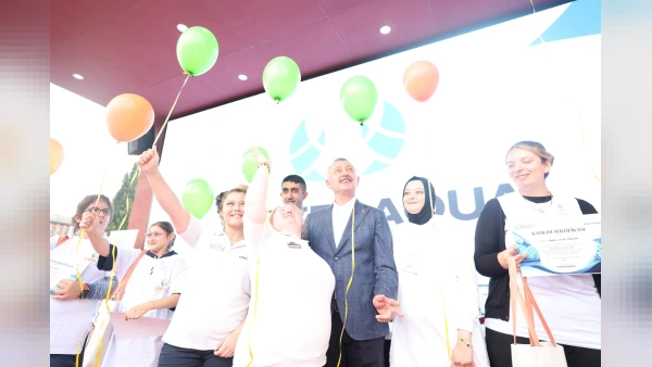 Kocaeli'de Özel Gereksinimli Öğrencilerden İzmit Körfezi Atıklarıyla Anlamlı Sergi