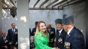 Konak Belediye Başkanı Nilüfer Çınarlı Mutlu'dan 19 Eylül Gaziler Günü Buluşması