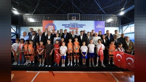 Sultangazi'ye 97 Milyon Liralık Yatırım: İBB'den Yeni Spor Salonu ve Eğitim Destekleri