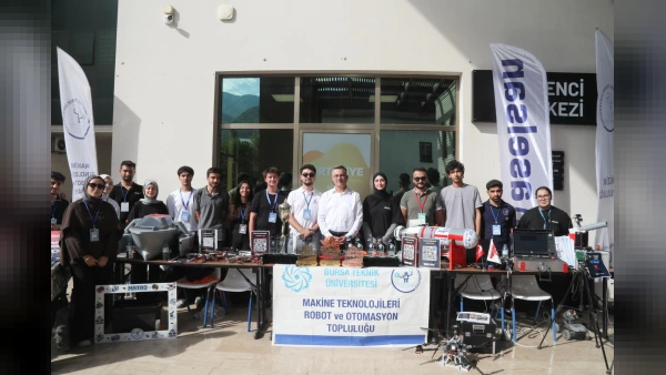 Bursa Teknik Üniversitesi 2026-2027 Akademik Yılına 93 Öğrenci Topluluğuyla Başladı
