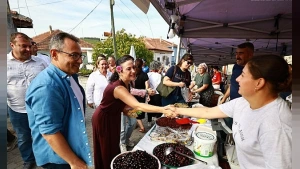 Coğrafi İşaretli Osmancık Üzümü Şenliği Efes Selçuk’ta Coşkuyla Gerçekleşti: Dereceye Giren Üreticiler Ödüllendirildi