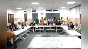 Denizli'de Geleneksel Lezzetler Geleceğe Taşınıyor: Fatih Mutfak Atölyesi'nde Tarhana Eğitimi Başladı