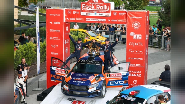 Eskişehir Rallisi'nde Zafer Uğur Soylu ve Mehmet Akif Yalçın'ın: 2026 Sezonunda İlk Zirve