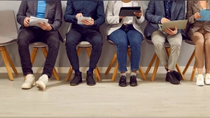 İş Arama Sürecinde Yapay Zeka Çıkmazı: "Doomjobbing" Nedir?