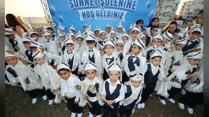 Küçükçekmece Belediyesi'nden Geleneksel Toplu Sünnet Şöleni: 151 Çocuk Mutluluk Yaşadı