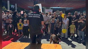 Maltepe'de Miniklere Hayat Kurtaran Eğitici Şenlik: MAK Ekipleri ve Zeyna Sahada