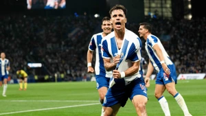 Porto Benfica'yı Devirdi: Portekiz Ligi'nde Liderlik Serisi Sükiyor