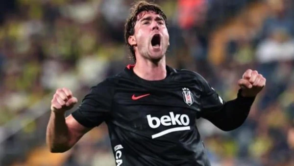 Beşiktaş'ta Dusan Vlahovic Şoku: Sırp Yıldız Sakatlığı Nedeniyle Milli Takım Kadrosundan Çıkarıldı