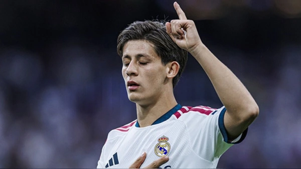 Real Madrid Derbide Yıkıldı: Mourinho'ya Eleştiri Yağmuru!