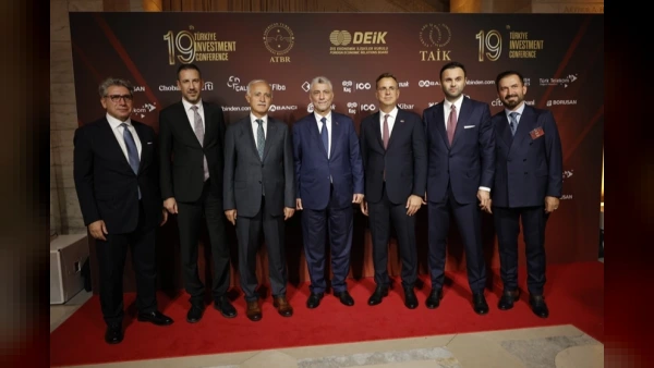 Ticaret Bakanı Ömer Bolat'tan New York'ta 100 milyar dolar hedefi açıklaması