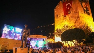 Alanya'da 20. Uluslararası Caz Festivali Coşkusu: Tarihi Kızılkule'de Unutulmaz Dört Gün