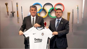 Beşiktaş Başkanı Serdal Adalı'dan TMOK'a Ziyaret: Kulüp Yönetiminden Kritik Temas