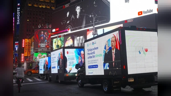 Erdoğan'ın Barış ve İklim Mesajları New York Times Meydanı'nda Yayınlandı