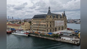 Haydarpaşa Garı Restorasyonunda Korkutan Zemin Gerçeği: Kazıkların Yüzde 80'i Yok Oldu, Açılış 2027'ye Kaldı
