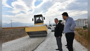 Salihli Belediyesi'nden Ulaşım Atağı: Yol Yenileme Çalışmaları Sürüyor