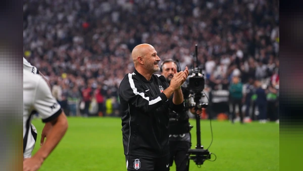 Beşiktaş Teknik Direktörü Vincenzo Italiano'dan Çarpıcı İtiraflar: "Türkiye'de 90'ların İtalya Ruhu Var