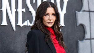 Catherine Zeta-Jones'tan 'torpilli bebek' isyanı: Çocuklarım avantajlı değil