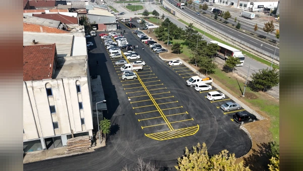 İnegöl'de Mobilya Caddesi'ne Nefes Aldıran 165 Araçlık Otopark Tamamlandı