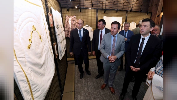 Konya'da Unutulmaya Yüz Tutan Hadim Bezi Kenevirle Yeniden Hayat Buluyor