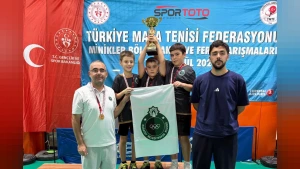 Karatay Belediyespor Muğla'da Zirveye Çıktı: Minik Raketlerden Tarihi Şampiyonluk
