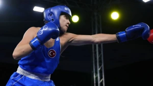 Milli Boksör Büşra Işıldar'dan Avrupa İkinciliği ve Gümüş Madalya